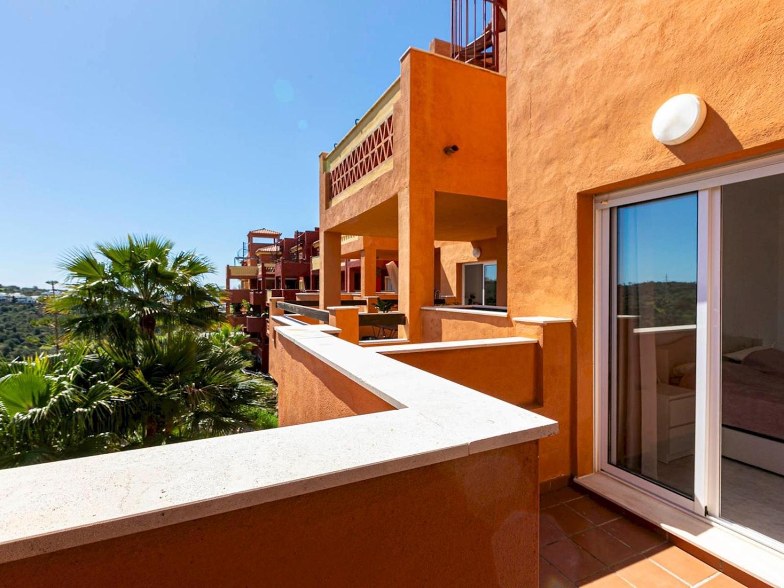 Apartment Comfortable With Pool In Pass The Keys *